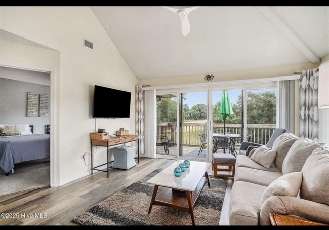 815 Colony Pl, Unit F in Sunset Beach, NC - Building Photo - Building Photo