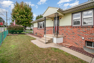 38 Lancaster Ave, Unit House in Enola, PA - Building Photo - Building Photo