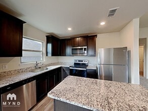 116 Bandana Cir in Newark, TX - Building Photo - Building Photo