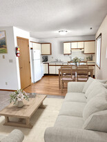 Delaware Woods in Ames, IA - Building Photo