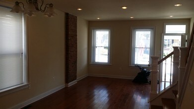 143 E 9th Ave in Conshohocken, PA - Building Photo - Building Photo