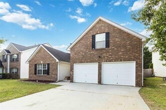 4273 Holliday Rd in College Park, GA - Building Photo - Building Photo