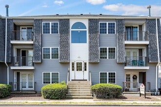98 Beachway Ave, Unit 11 in Keansburg, NJ - Building Photo - Building Photo