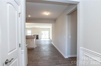 126 Canada Dr in Statesville, NC - Building Photo - Building Photo