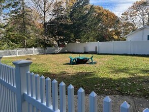 3 Henley St in Charlestown, RI - Building Photo - Building Photo