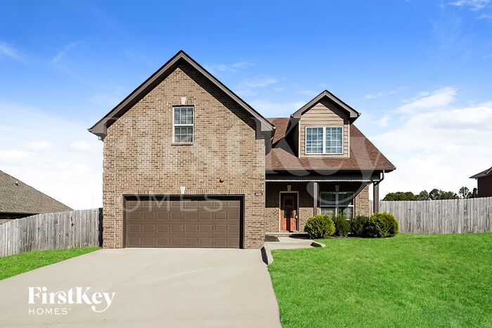 2002 Azalea Ct in Ashland City, TN - Building Photo