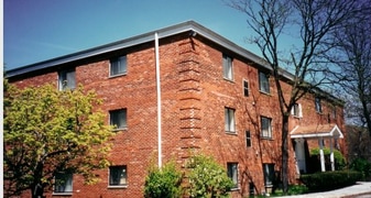 Oak Creek Apartments