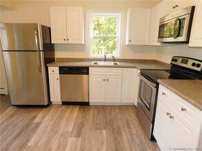 61 Scotland Ave-Unit -N in Madison, CT - Building Photo - Building Photo