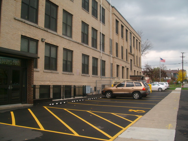 Terrace Park Apartments in Depew, NY - Building Photo - Building Photo