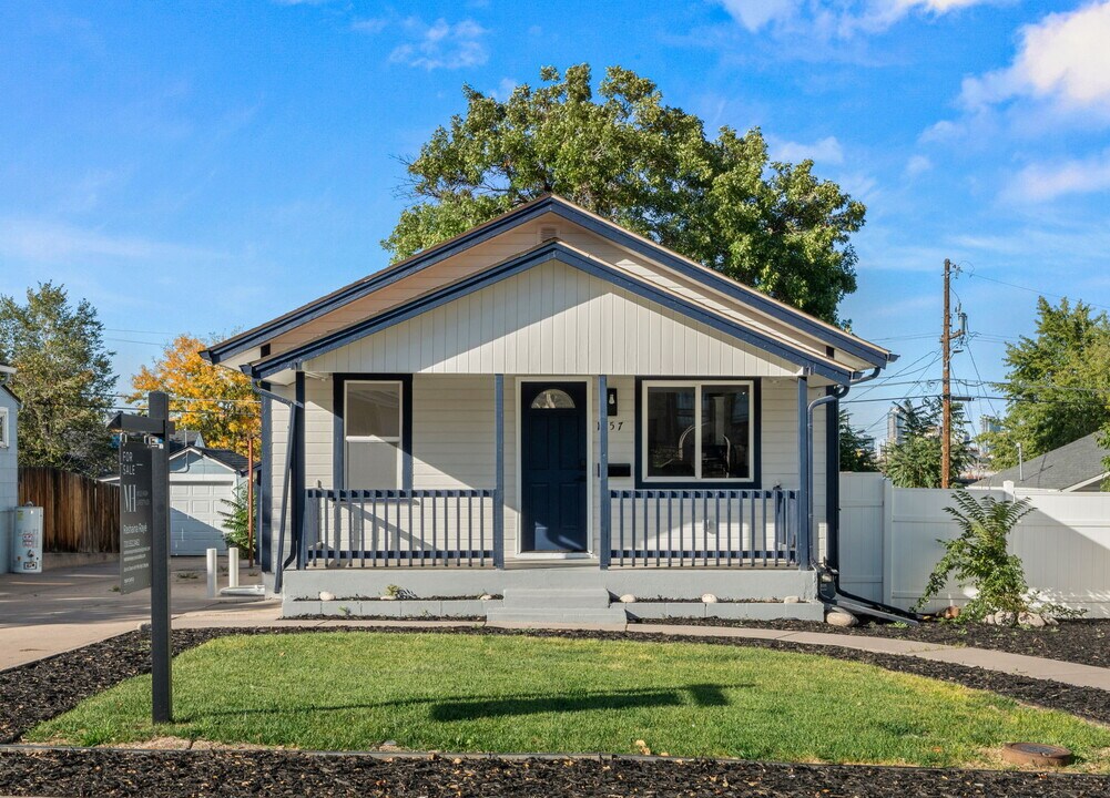 1557 W Dakota Ave in Denver, CO - Building Photo