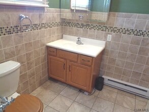 124 Clayton Dr in Johnstown, PA - Building Photo - Building Photo