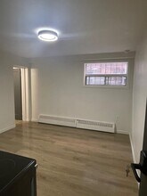 60 Triller Ave in Toronto, ON - Building Photo - Building Photo