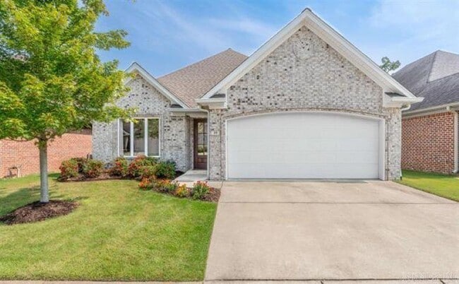 property at 19 Bishop Pl