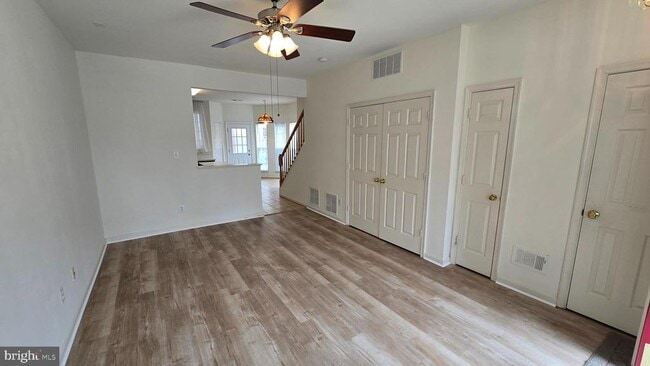 2441 Old Farmhouse Ct