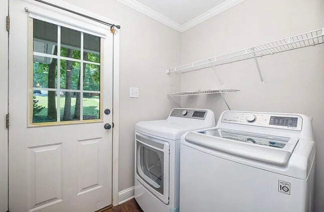 property at 221 Pine Knoll Dr