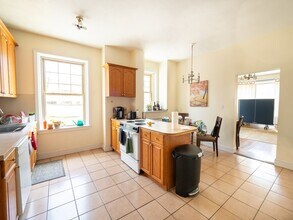 481 Boylston St in Brookline, MA - Building Photo - Building Photo