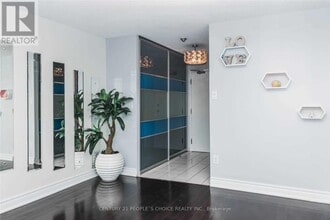 3 Rowntree Rd in Toronto, ON - Building Photo - Building Photo