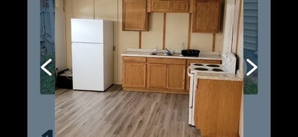 515 W Main St in Runge, TX - Foto de edificio - Building Photo