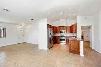 5845 S Torrence Dr in Tucson, AZ - Building Photo - Building Photo