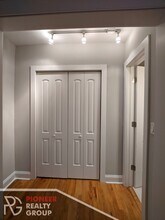 604 W Patterson Ave, Unit 1 in Chicago, IL - Foto de edificio - Building Photo