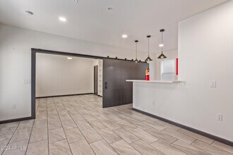 129 N 11th Ave in Phoenix, AZ - Foto de edificio - Building Photo