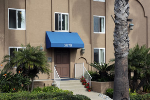 La Pacifica Apartments