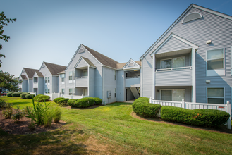 New Forest Apartments in St. Charles, MD - Building Photo - Building Photo