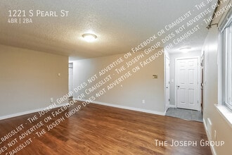 1221 S Pearl St in Tacoma, WA - Building Photo - Building Photo