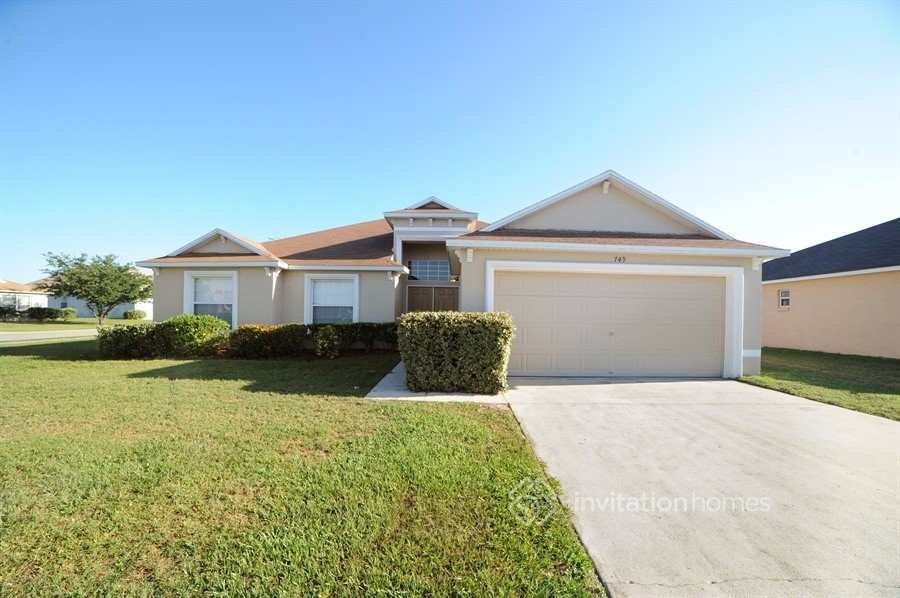 749 Terranova Ln in Winter Haven, FL - Foto de edificio