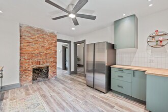 133 Meade Ave, Unit 1 in Pittsburgh, PA - Foto de edificio - Building Photo