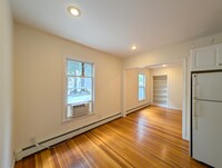 5 Locke St, Unit 1 in Cambridge, MA - Building Photo - Building Photo