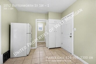 1052 Butterworth St SW in Grand Rapids, MI - Building Photo - Building Photo