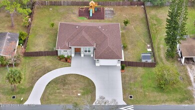 160 Bossieux Blvd in West Melbourne, FL - Building Photo - Building Photo