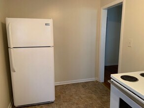 300 Lucerne St in Greensboro, NC - Building Photo - Building Photo