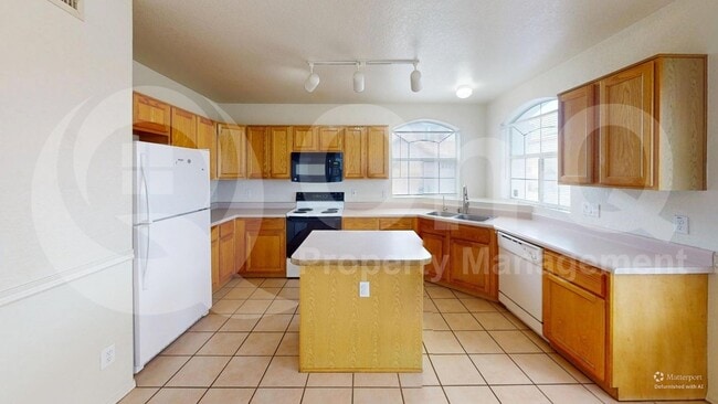 8305 N Solitude Way in Tucson, AZ - Building Photo - Building Photo