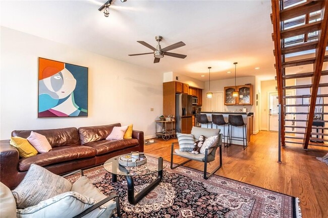 property at 1602 Elgin St