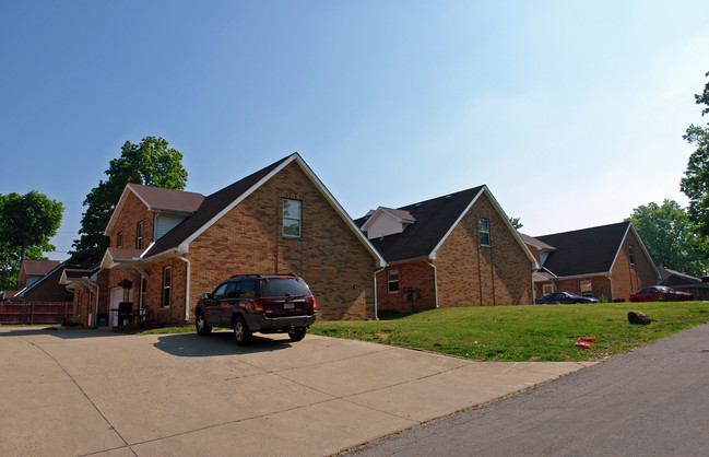 173-187 Madison St in Fairborn, OH - Foto de edificio - Building Photo