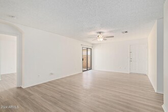 8714 W Amelia Ave in Phoenix, AZ - Building Photo - Building Photo