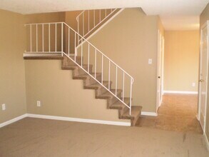428 Cross Creek Ln in Knoxville, TN - Building Photo - Building Photo