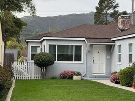 1620 Glencoe Way, Unit 1620 in Glendale, CA - Building Photo