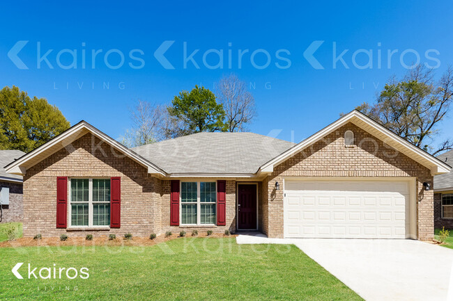 property at 711 Park Ln