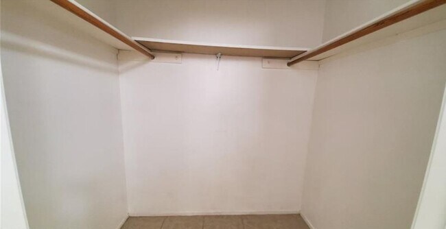 5247 Garden Ln in Las Vegas, NV - Building Photo - Building Photo