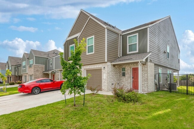 7212 Sparkling Light Dr in Austin, TX - Building Photo - Building Photo