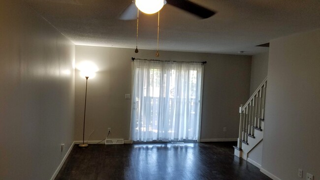 5524 W 97th St in Overland Park, KS - Building Photo - Building Photo