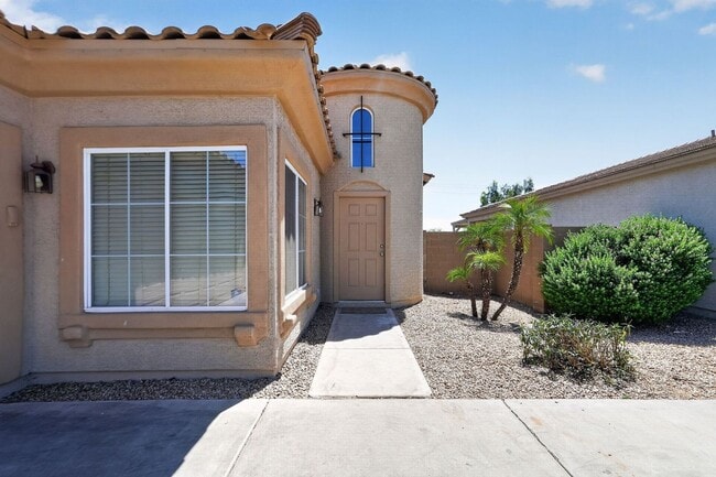 14843 W Wethersfield Rd in Surprise, AZ - Building Photo - Building Photo