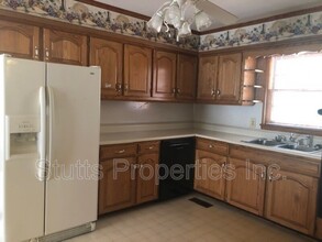 415 N Prairie St in Florence, AL - Building Photo - Building Photo