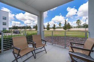 4741 Clock Tower Dr in Kissimmee, FL - Foto de edificio - Building Photo