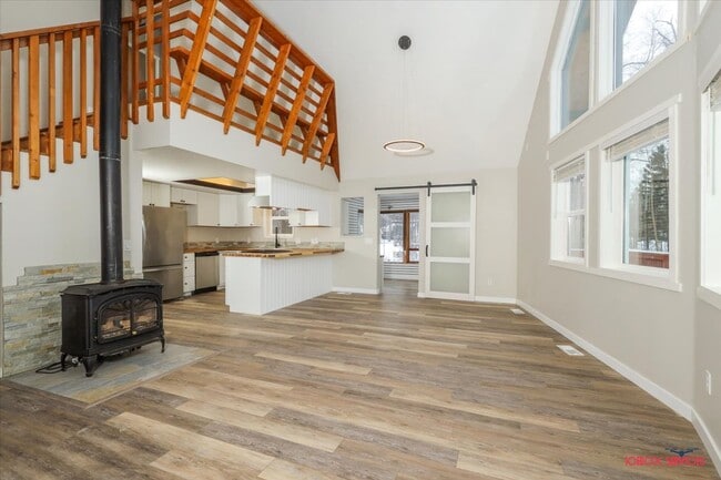 1960 E Porcupine Trail in Wasilla, AK - Building Photo - Building Photo