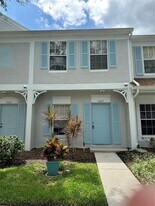 8563 Hunters Key Cir in Tampa, FL - Building Photo