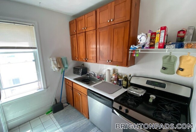 26 Union St in Boston, MA - Building Photo - Building Photo